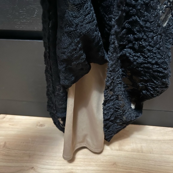 Black Lace Overlay Dress - Picture 4 of 7